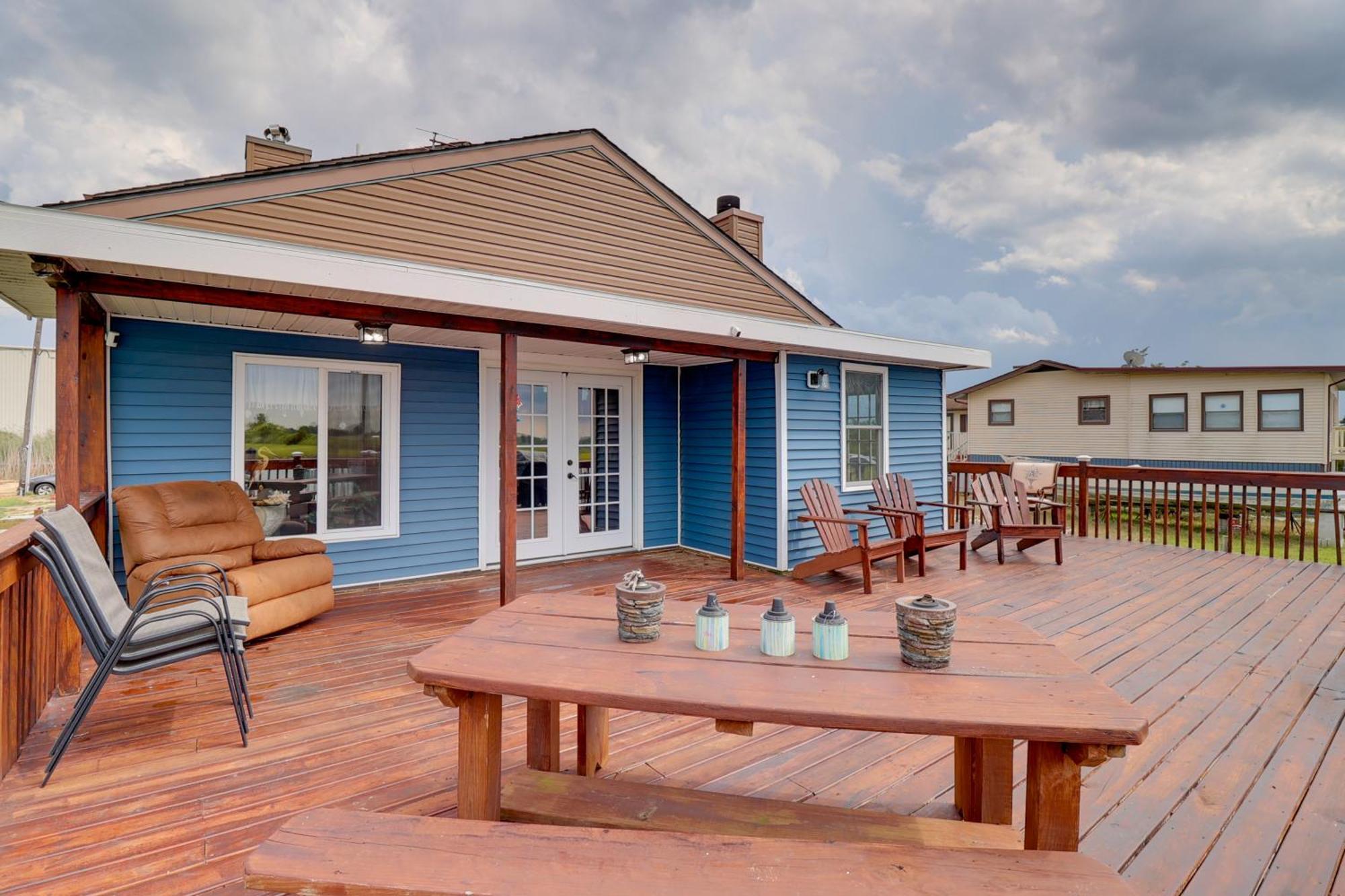 Oceanfront Milford Home With View And Boat Access Eksteriør bilde